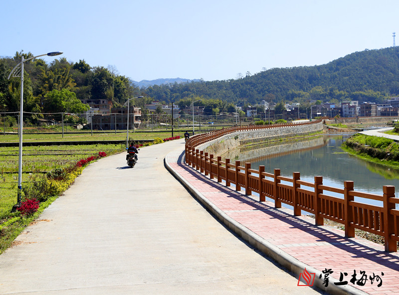 梅州:五华龙村镇水口村——昔日水浸圩 今朝水景观