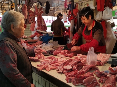 国家发改委研究投放猪肉储备，防范生猪价格过快上涨