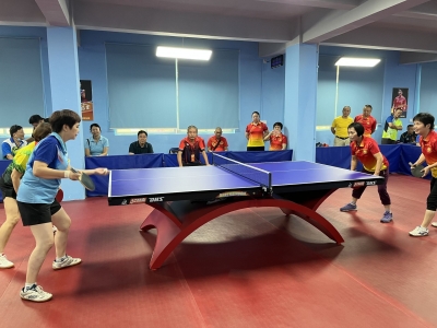 “乒”尽全力，赛出风采！第七届梅州城区老年人乒乓球比赛落幕