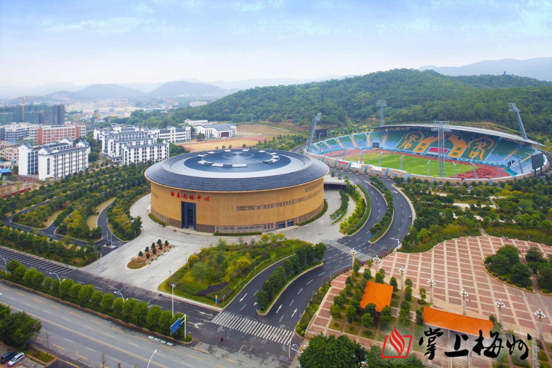 高铁经济"跑起来"!梅县区插上腾飞之翼打造"高铁新城"