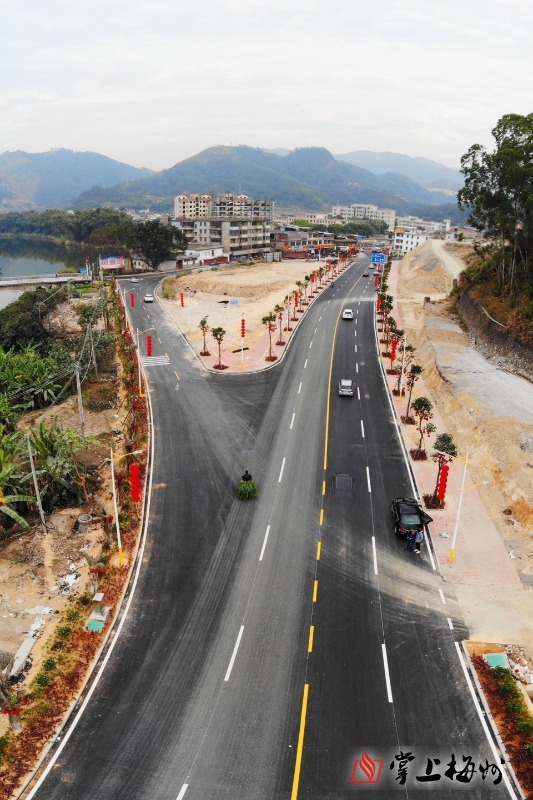 裁弯取直!大埔s221线枫朗镇街道路段这个三岔口路段改造完成