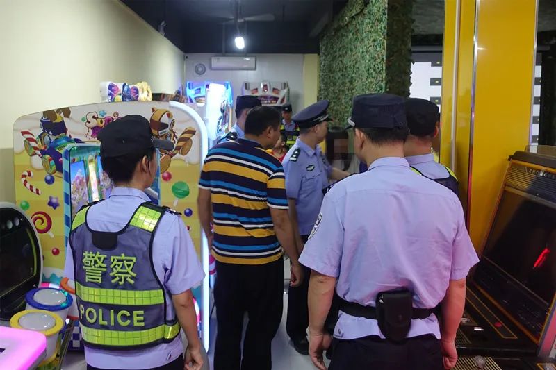 丰顺留隍一游戏厅因涉嫌非法经营查封