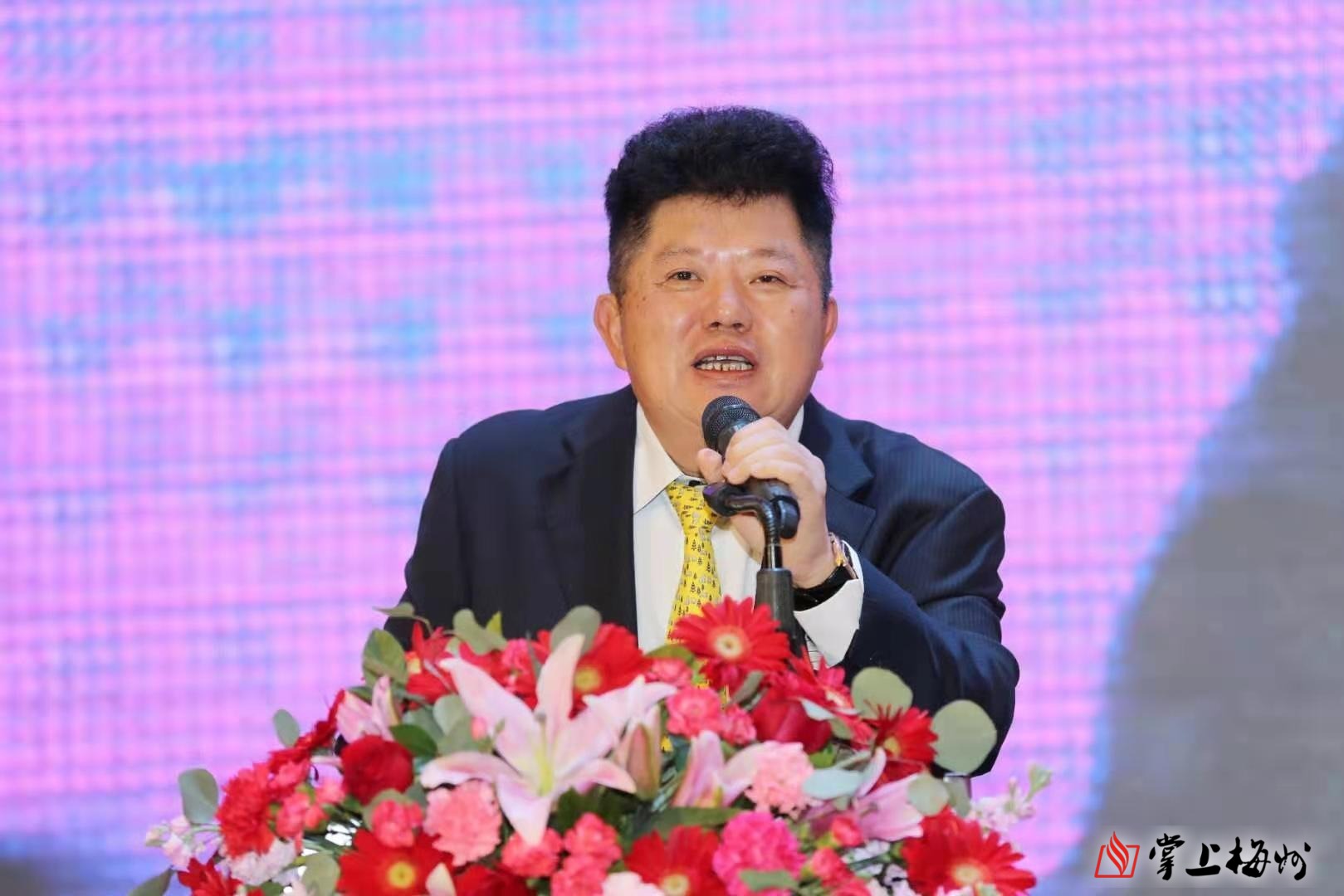 邹锡昌表示,作为地地道道的梅县人,对家乡的教育一直都有关注和支持.