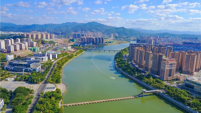 掌上梅州讯 记者从市大气办了解到,今年我市禁燃限放烟花爆竹效果明显