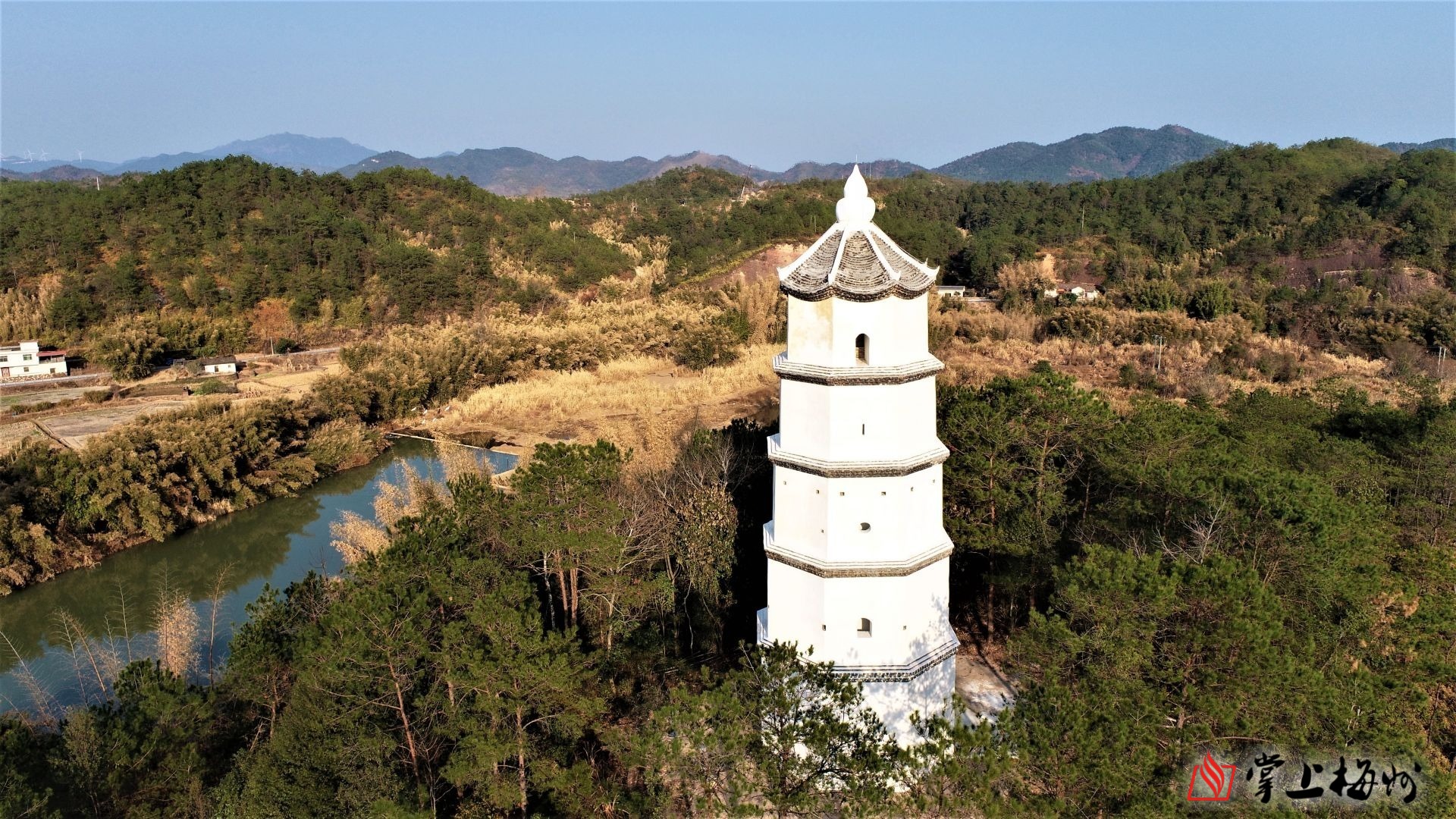 (袁志鹏 摄)记者采访了解到,奎文阁,文昌阁分别坐落在大柘镇坝头村,贤