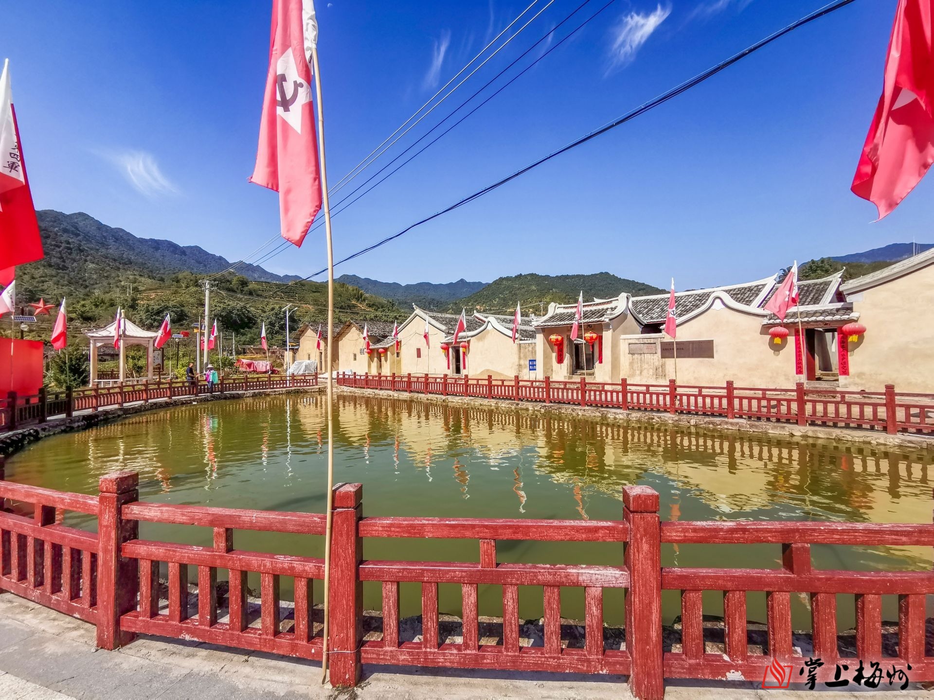 加大红色资源"活化"力度,利用好坚真纪念馆,八乡山镇滩良村红十一军