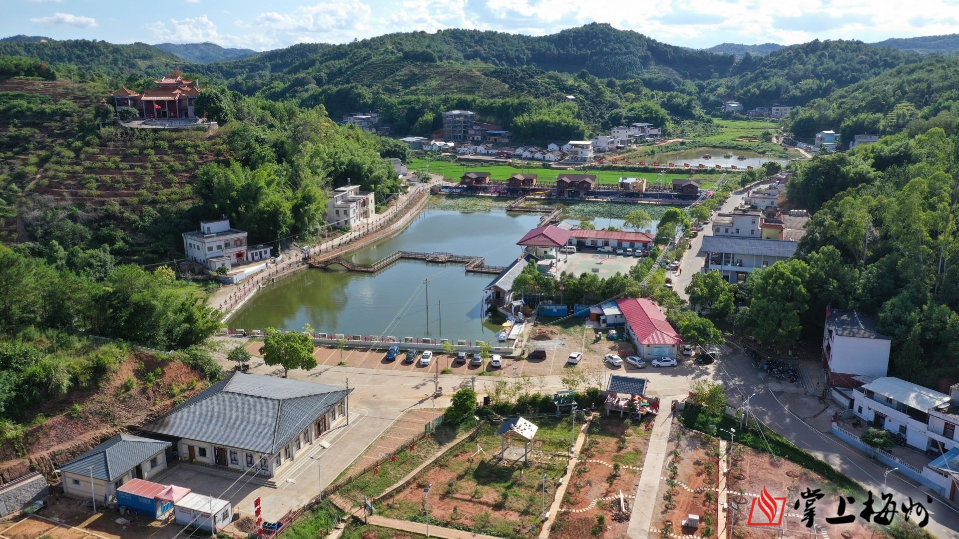 沿着高速看梅州丨瞧,镜头下的梅河高速沿线乡镇:路好景美富万家