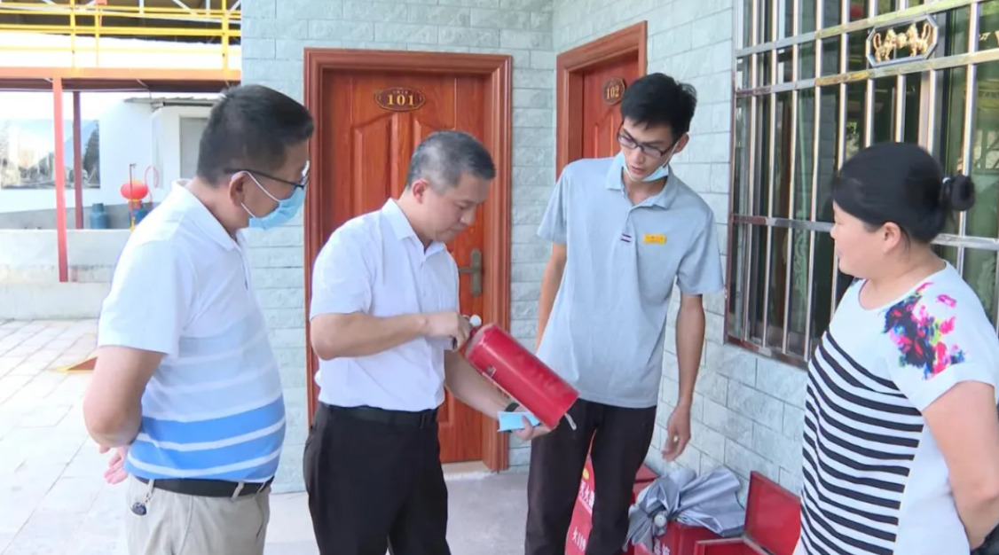 紧绷安全弦陈伟平带队开展安全生产大检查