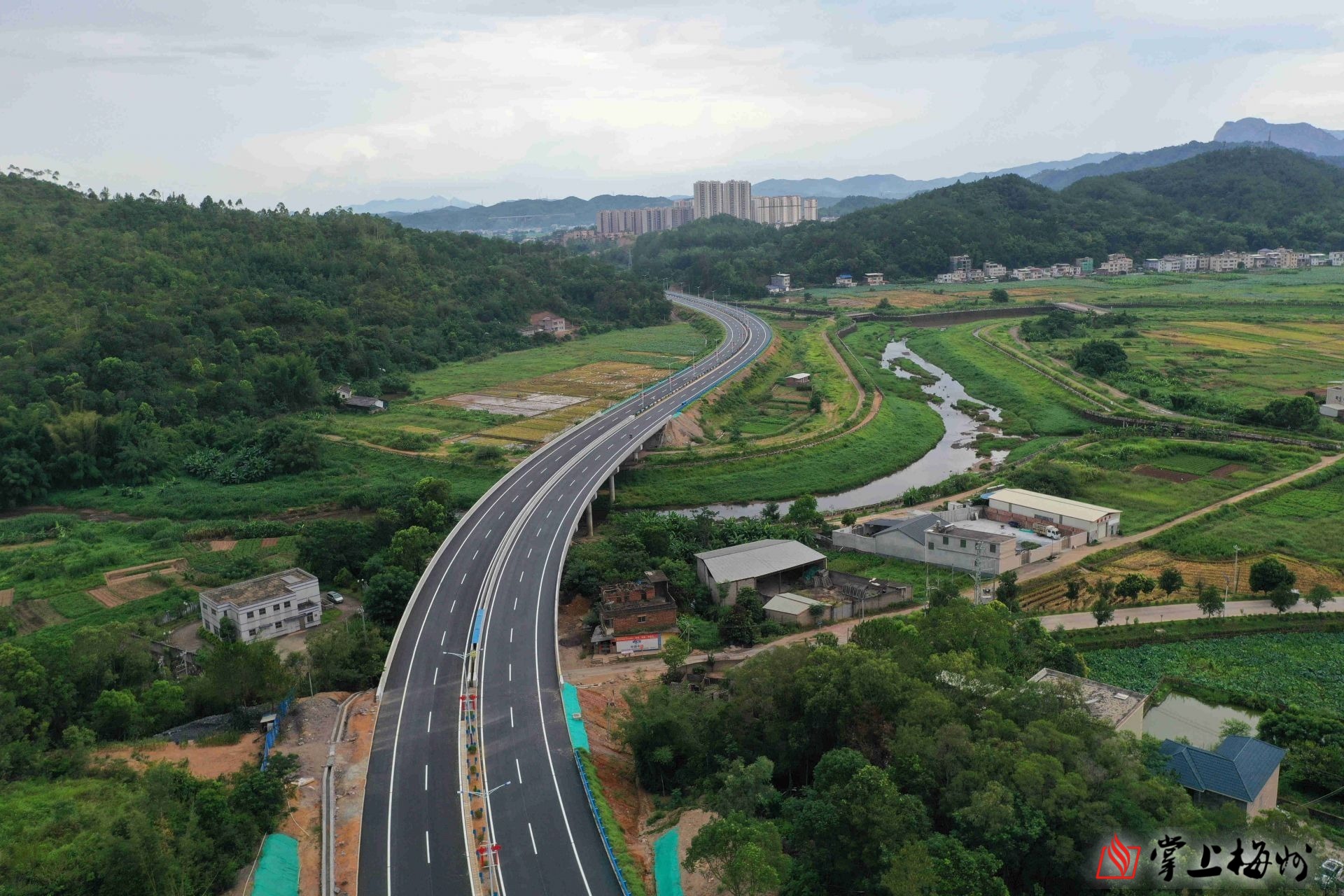 跟堵车说拜拜国道206线平远绕城段预计12日通车