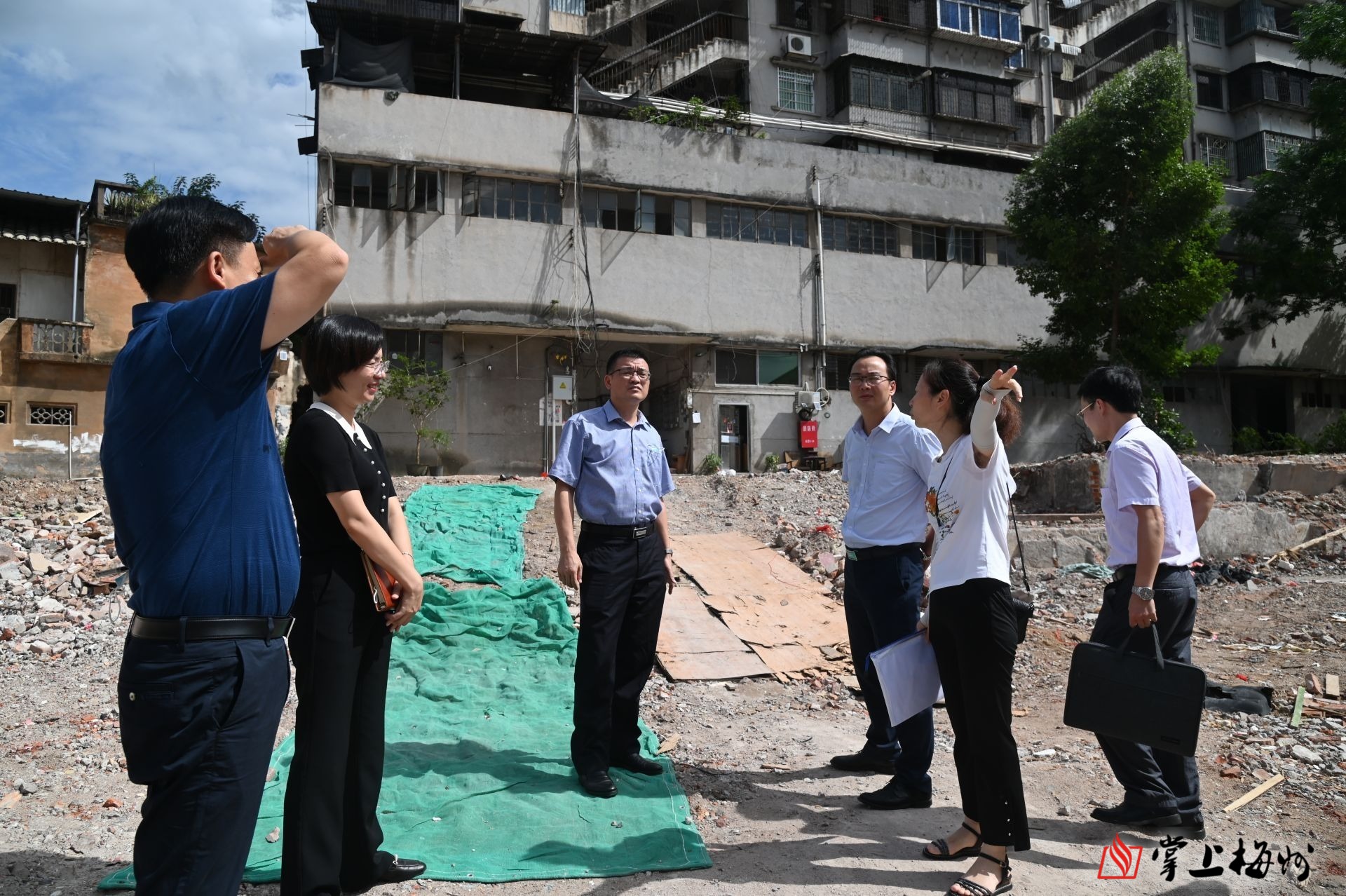 王增文到西郊街道调研创建全国文明城市工作并参加整改推进会