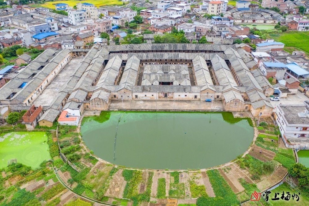汩汩温泉水浓浓烟火气走进中国传统村落兴宁坭陂镇汤一村