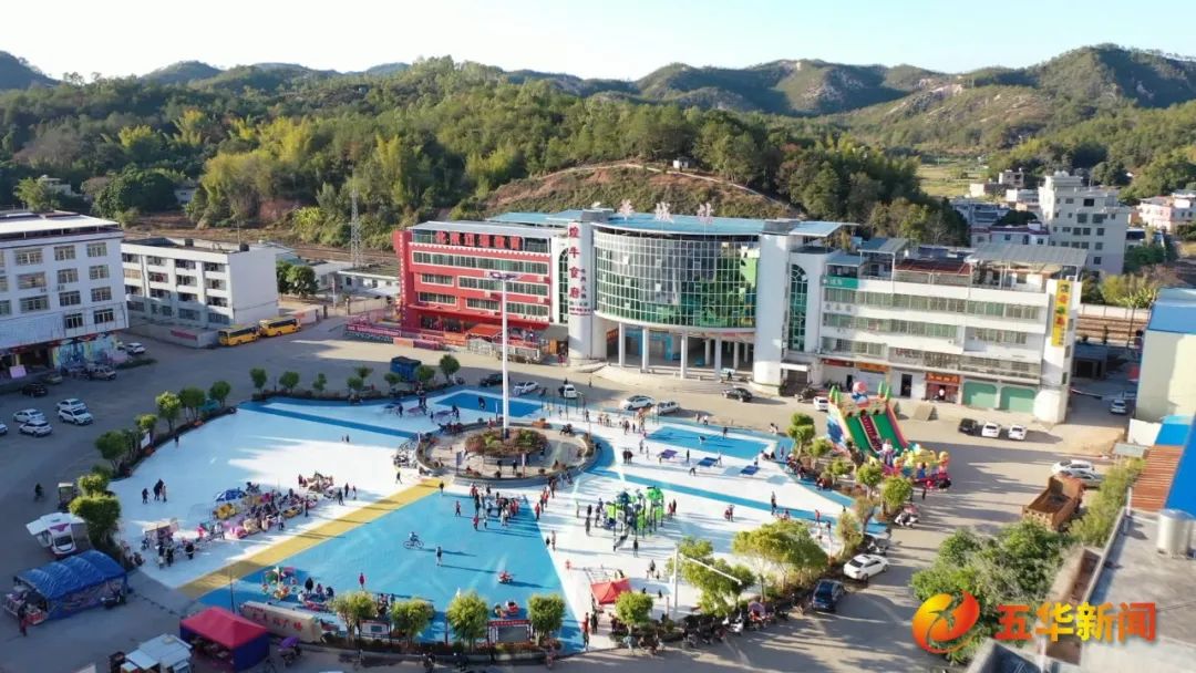 旧貌换新颜五华华城火车站广场全新亮相