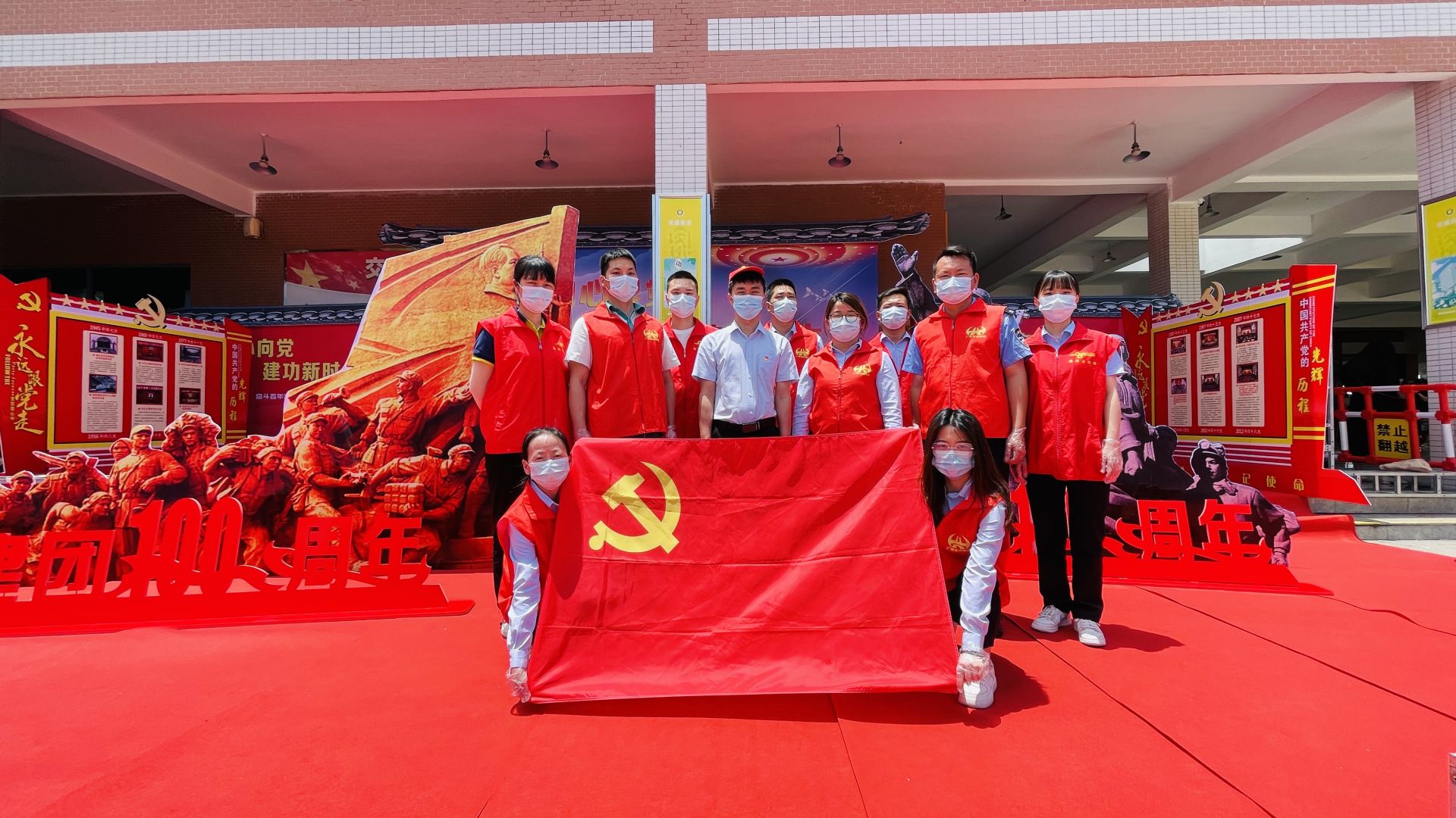 青春心向党一场红色宣讲活动走进横陂服务区