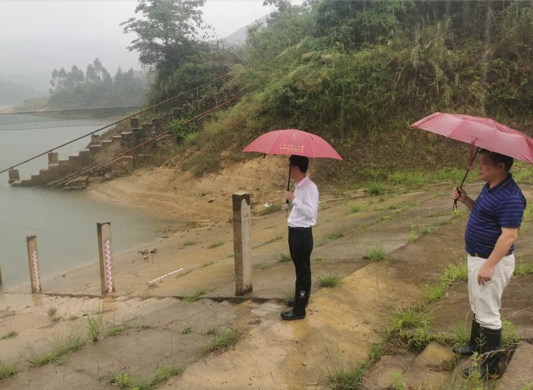 兴宁市罗岗镇落实强降雨防御各项工作