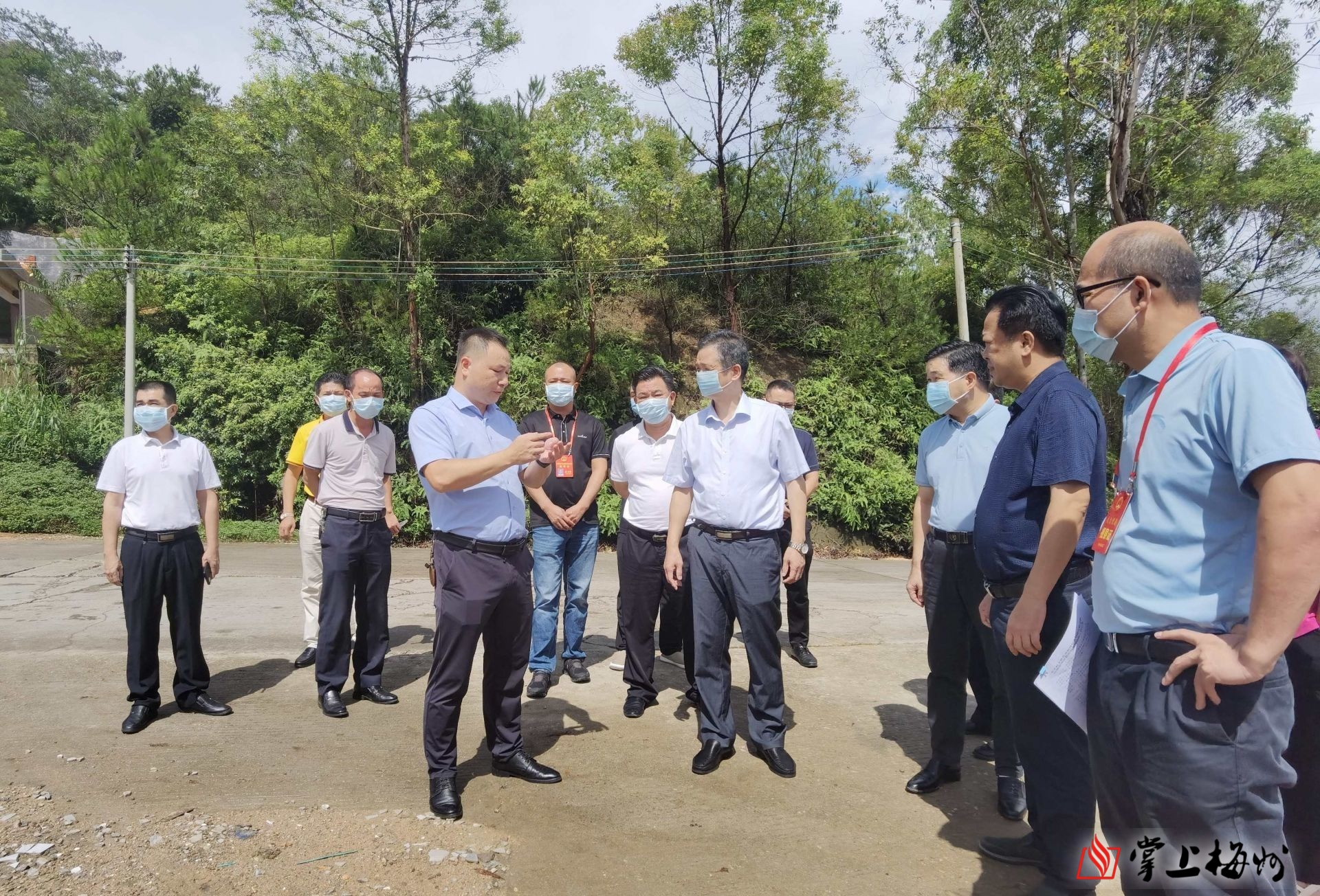 张达宏率调研组到平远县丰顺县开展镇村规划建设和垃圾填埋场整治情况