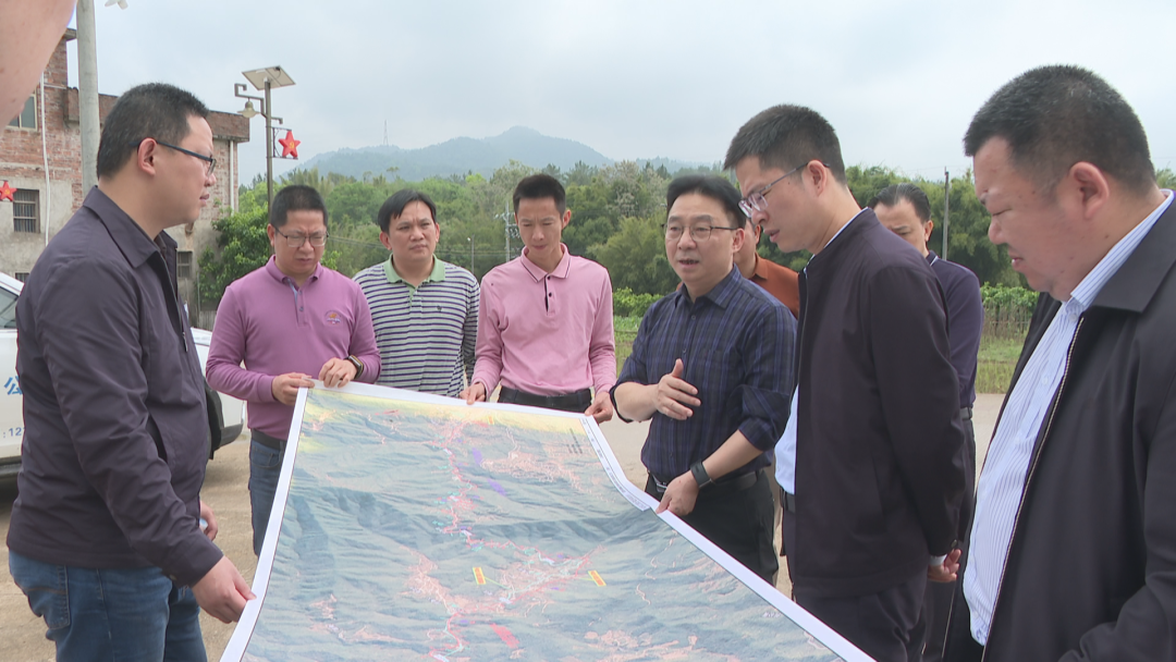 王锋到梅南镇调研 坚持实干为先 推动"三色"深入融合发展_掌上梅州