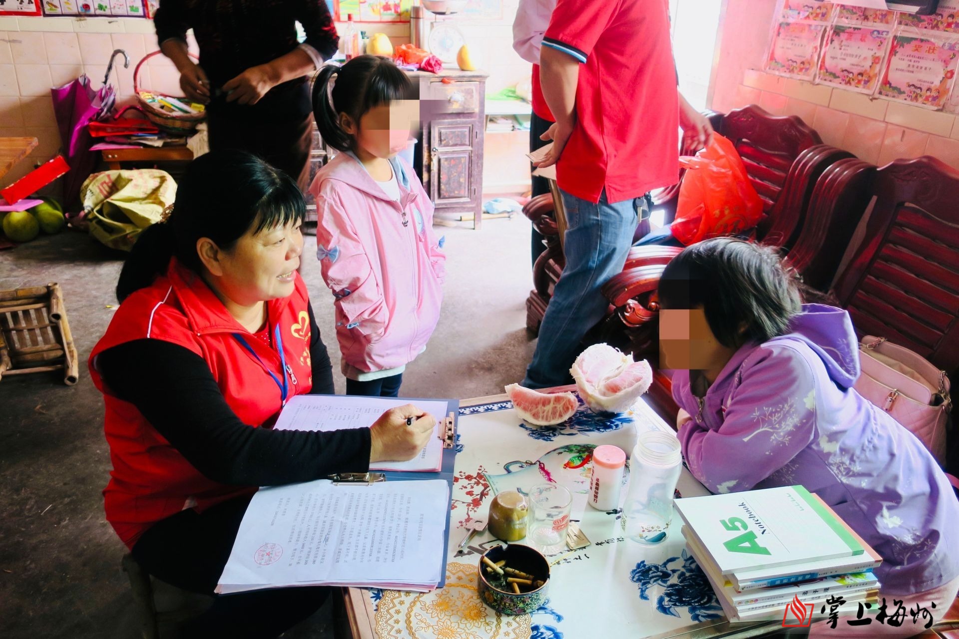 2023年全国最美家庭罗秀琴家庭以公益之心点亮最美