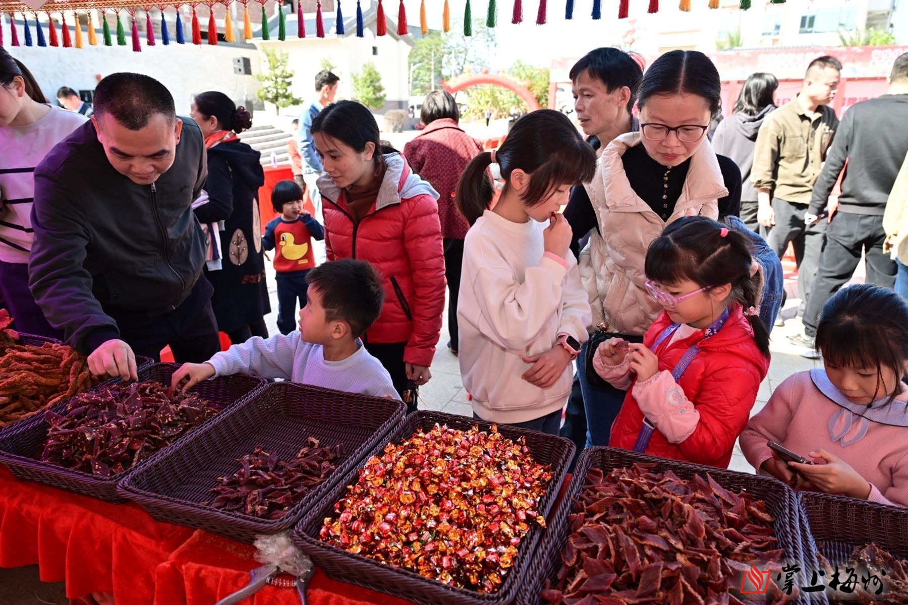 2024年第一场赴圩去丰顺留隍踢桃去