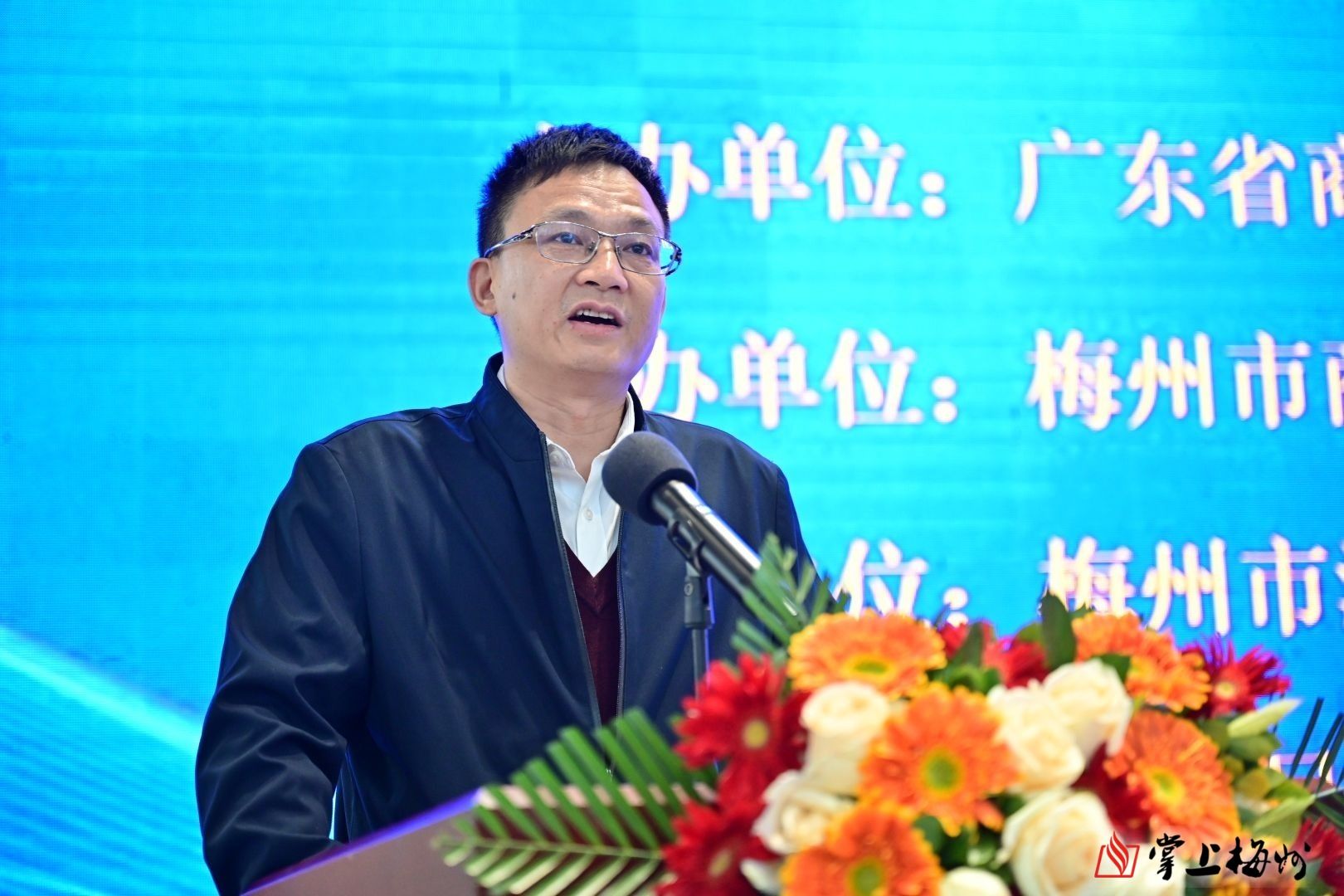 掌上梅州讯3月8日上午,2024广东县域汽车消费节暨"梅品惠"汽车促消费