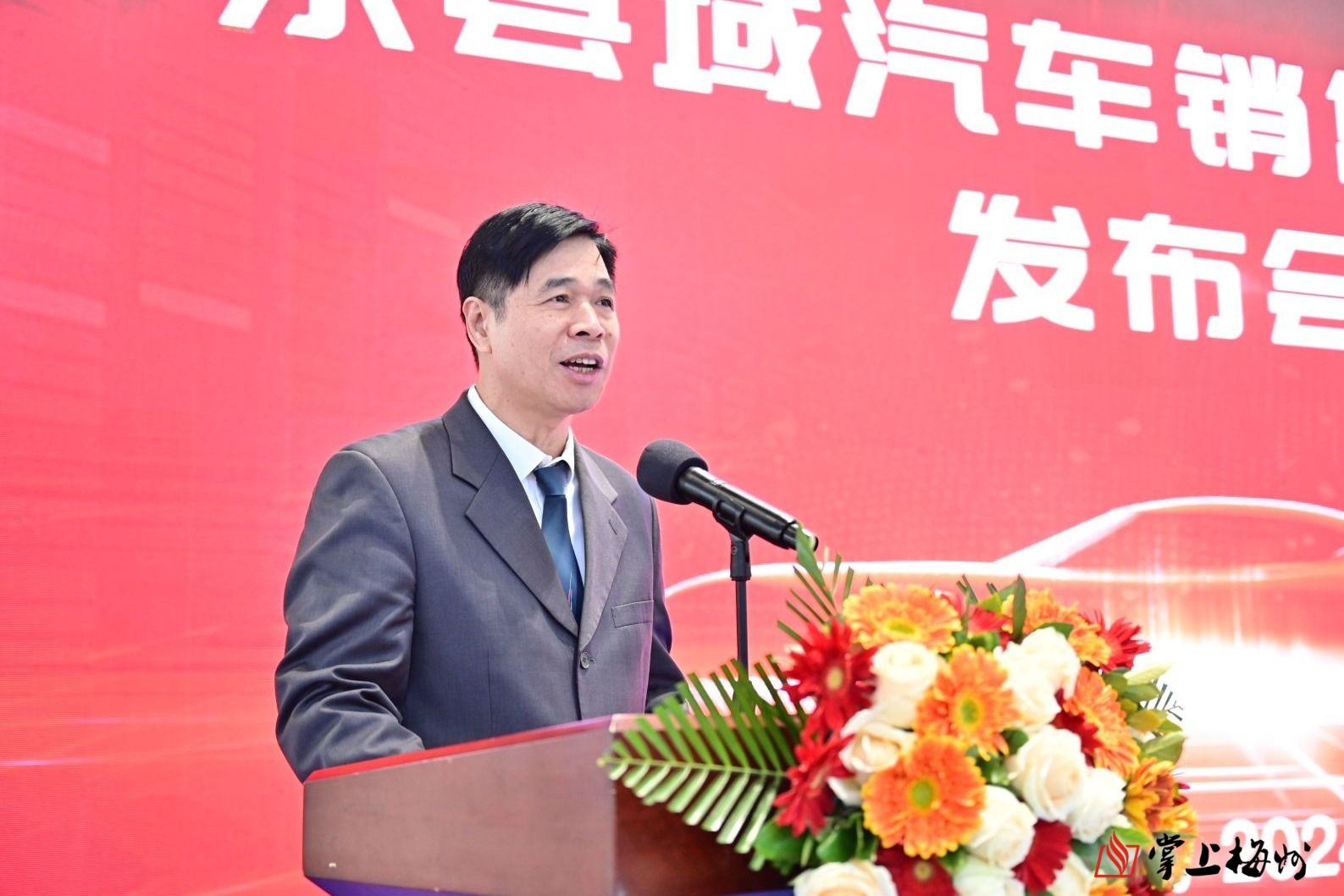 唐朝時尚服裝圖片大全（唐朝服裝款式圖 手繪圖）