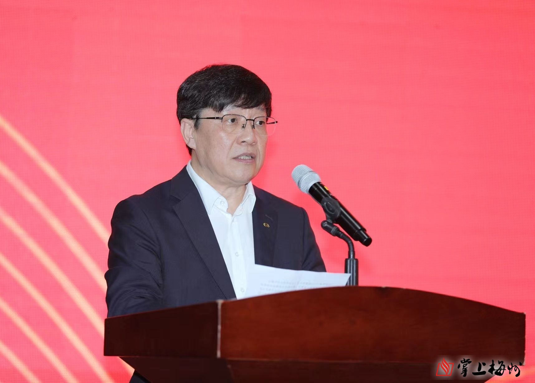 广梅产业园梅州圣戈班(二期)项目投产,王晖出席投产活动