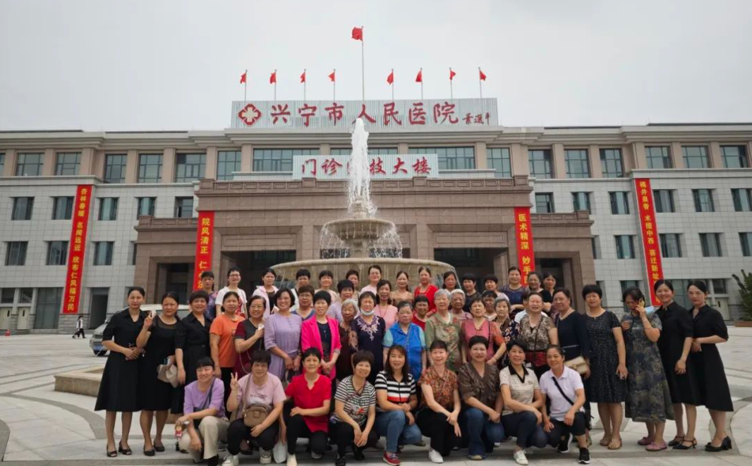 喜看新院新貌 共谋未来发展!兴宁市人民医院组织退休护士参观新院