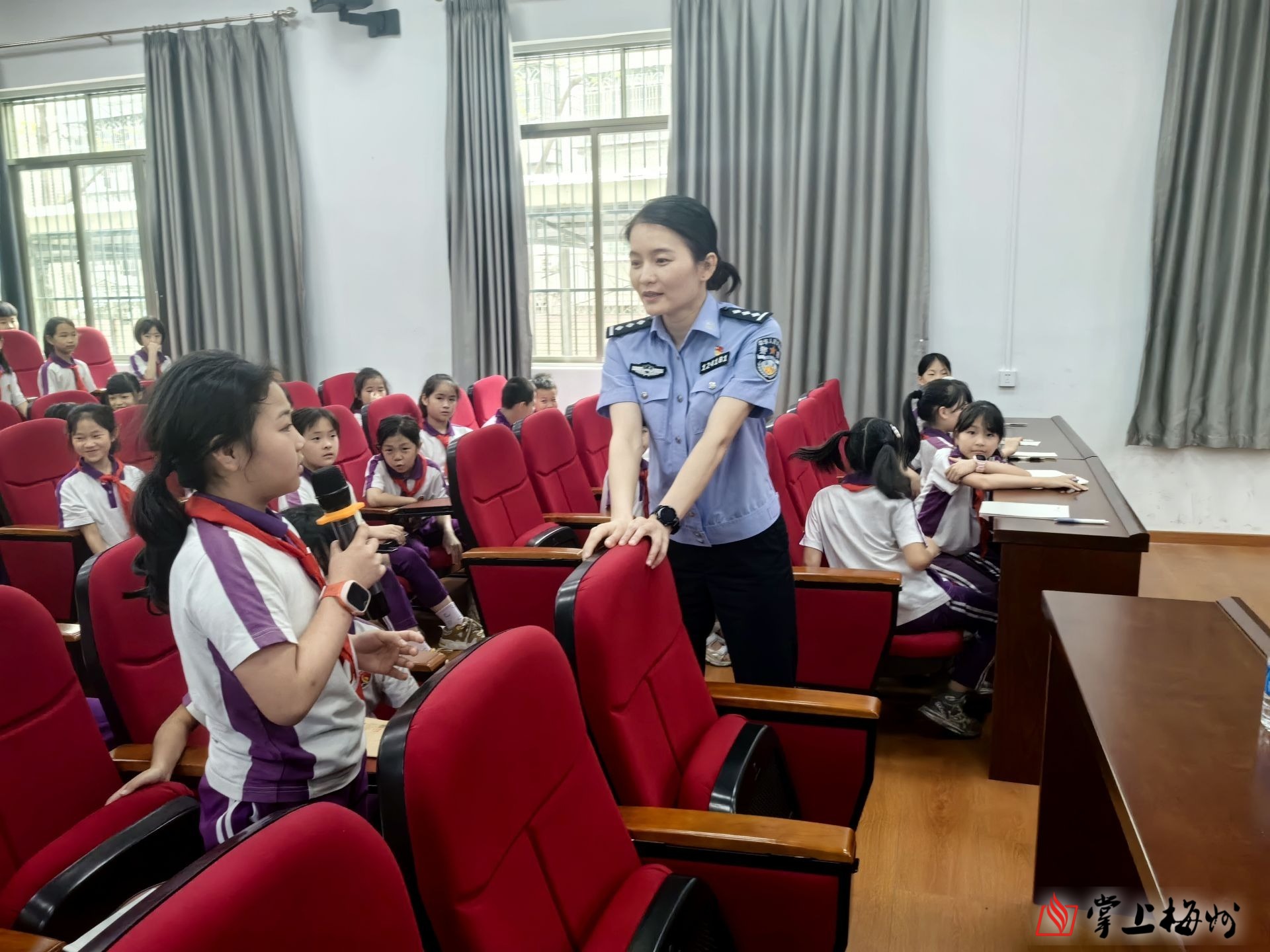 梅州市各小学积极开展心理健康,安全教育活动:筑牢屏障 护航成长