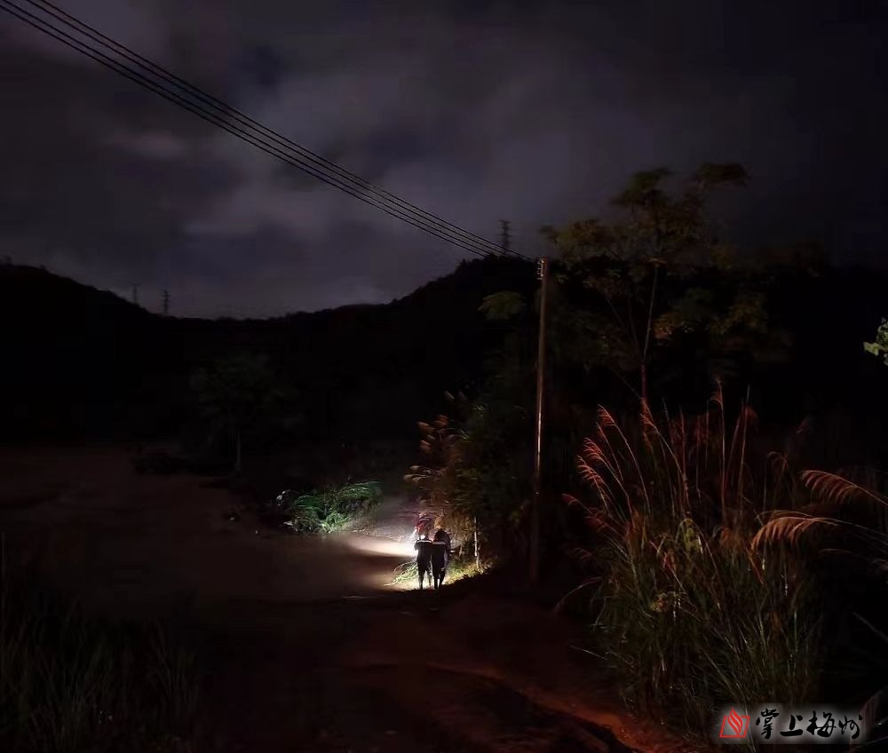 梅州多个乡镇受洪涝影响较严重，注意雨天涉电安全