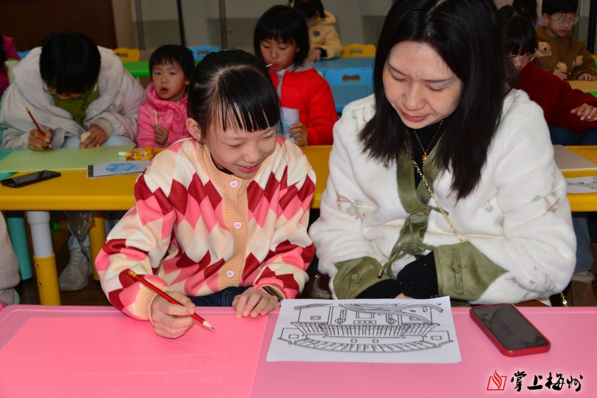 春節(jié)假期移動數(shù)據(jù)流量保持較快增長 視頻類APP持續(xù)活躍