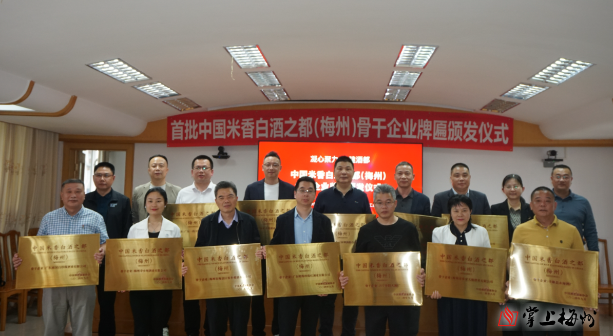 受強(qiáng)對(duì)流天氣影響 4月12日深圳多個(gè)航班停航