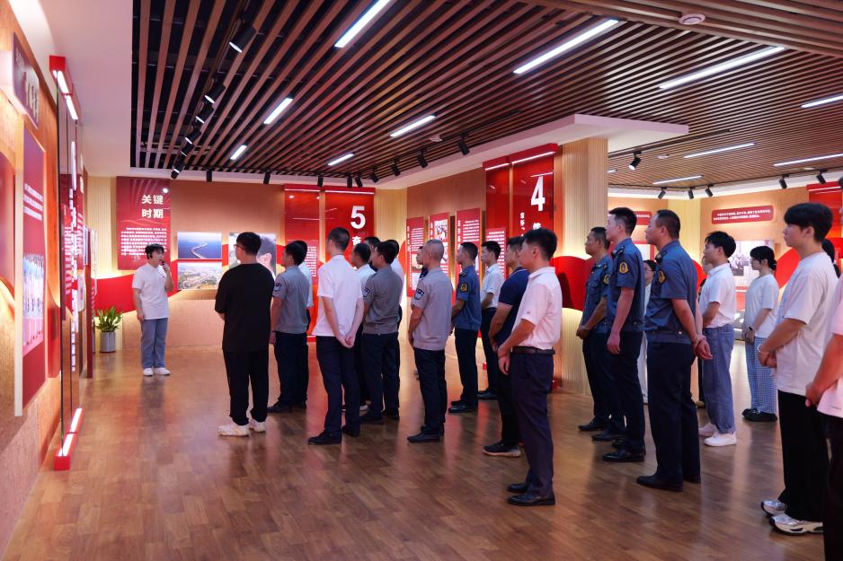  赓续红色血脉，致敬退伍军人！汕梅高速开展“八一”建军节主题活动