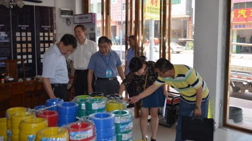 五华工商质监局“四到位”开展电线电缆及服装等六类重点商品专项整治