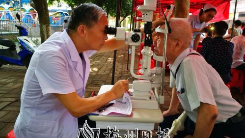 梅江区开展残疾预防日活动 共吸引了200多人参加