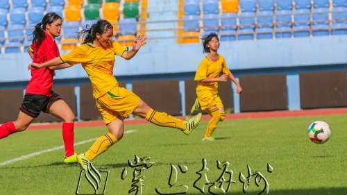 市运会学校体育组足球项目收兵 五华夺男女组双冠军