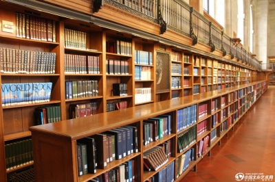 省专家组到蕉岭开展图书馆评估定级工作