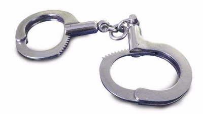 梅江区两男子恶意阻挠并打伤执行公务人员被拘留