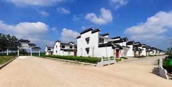 梅县区建村民理事会改变32个省定贫困村落后面貌