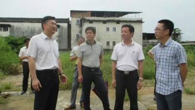 县长熊锋松调研县城部分重点项目 要求：加快征地拆迁进度 力推重点项目建设