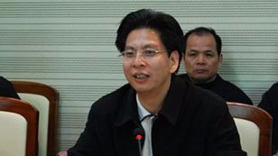 彭耀新到五华调研时强调：正确处理发展稳定关系 统筹协调做好各项工作