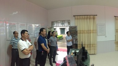 市编办走进兴宁企业开展主题党日活动