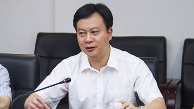 谭君铁召开市委常委会议：集中力量坚决打赢脱贫攻坚战