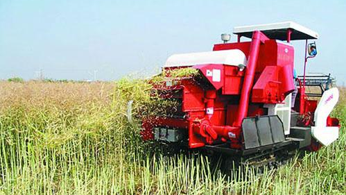 梅县农机社会化服务工作领跑全市    农机户近4000