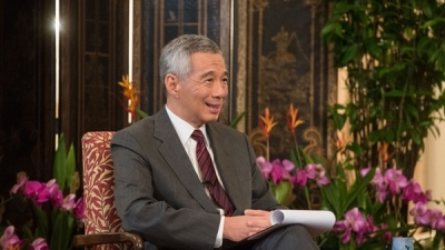 李显龙：在中国出门“不怕口袋没钱，只怕手机没电”