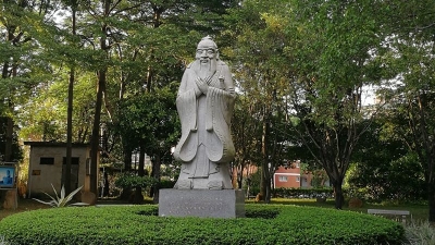 强化阵地建设涵养学校内涵 文明气息溢满校园