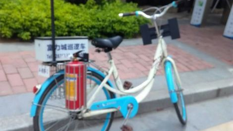 见闻丨梅城“偶遇”消防自行车