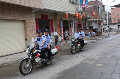 上有“天网”下有“人防” ！平远石正镇筑起农村治安铁网