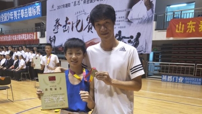 厉害！全国少年男子拳击锦标赛落幕  梅州“00”后强势夺金