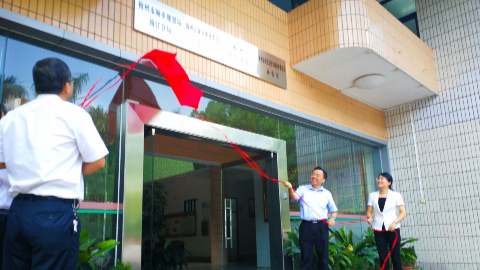 梅州市城乡规划局梅江分局、梅县分局今日挂牌成立