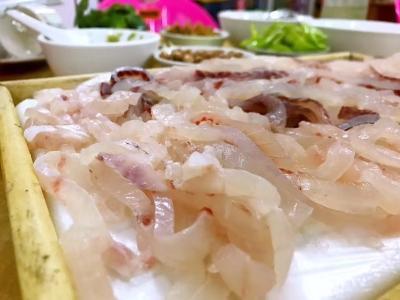 让我们心心念念的鱼生！这11家是“五华鱼生示范店”，放心吃！