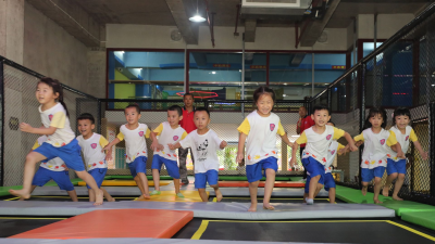 “蹦跳”出快乐童年——云彩教育集团开拓教育“第二空间”，促儿童身心健康发展